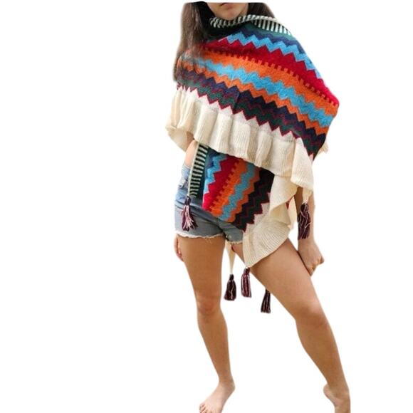 Chevron Soft Knit Poncho / Cape / Cloak / Shawl with Tassels New without Tag - Picture 3 of 6